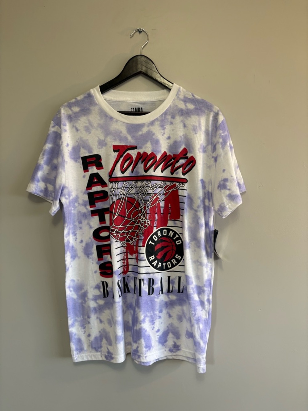 Brand New NBA Toronto Raptors BasketBall TShirt Size Large